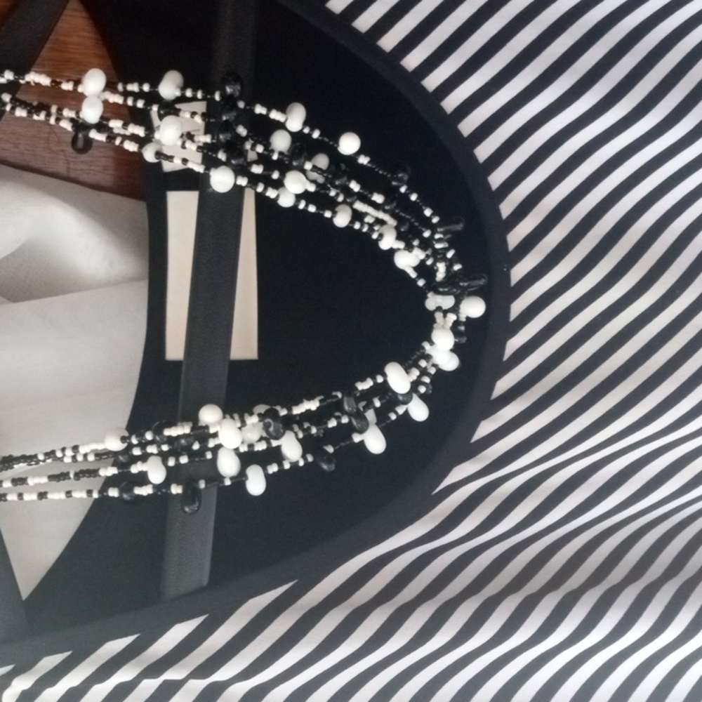 Necklace - Picture 2 of 6